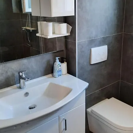 Roko 1 Apartment Vodice